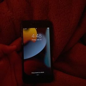 iPhone SE new without box come with charger and box